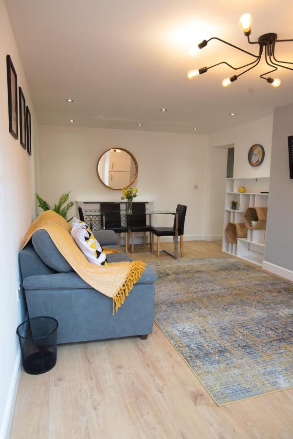 Cityhost - Leeds Apartments Beeston Hill エクステリア 写真
