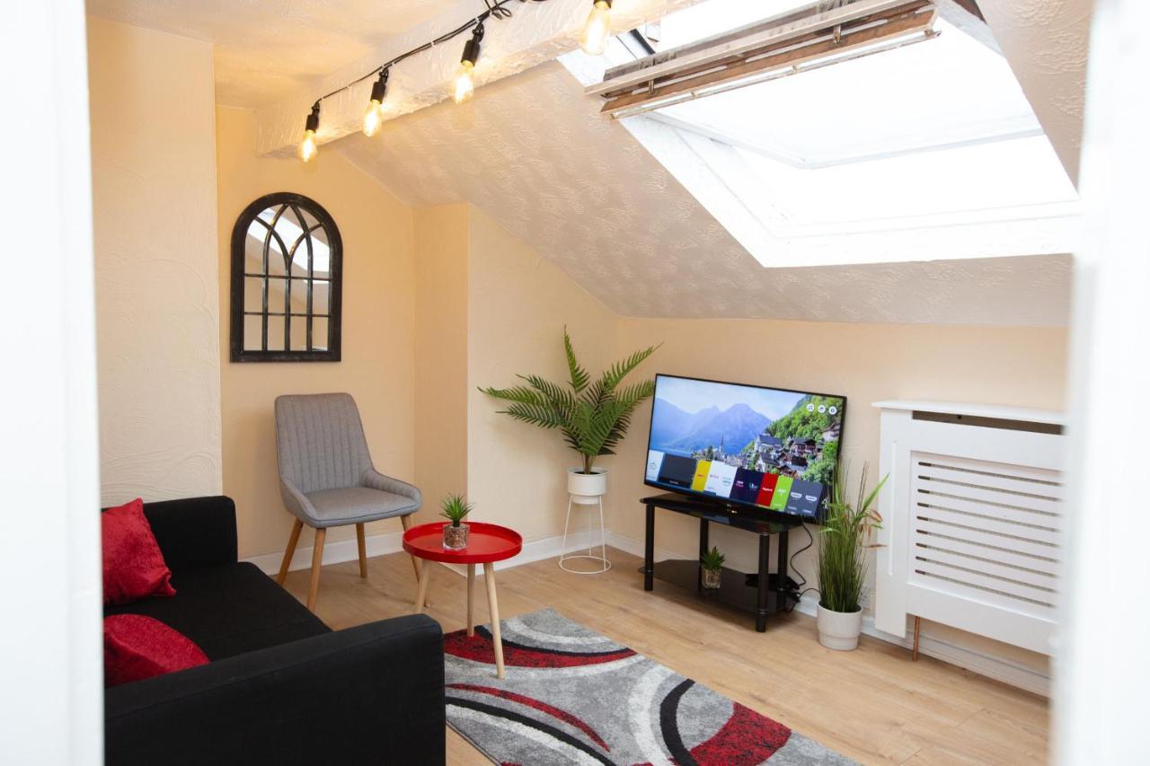 Cityhost - Leeds Apartments Beeston Hill エクステリア 写真