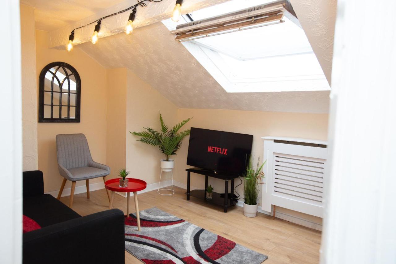 Cityhost - Leeds Apartments Beeston Hill エクステリア 写真