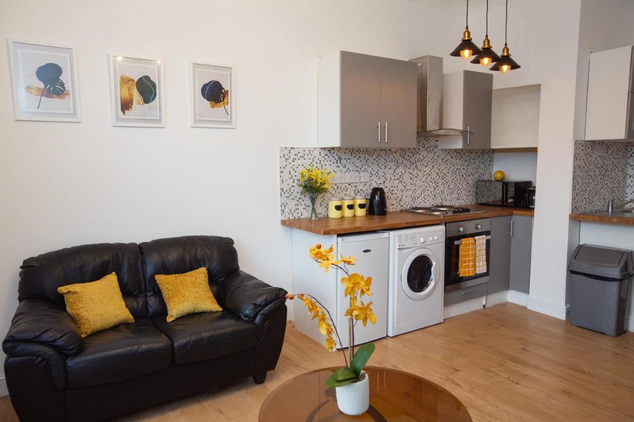 Cityhost - Leeds Apartments Beeston Hill エクステリア 写真
