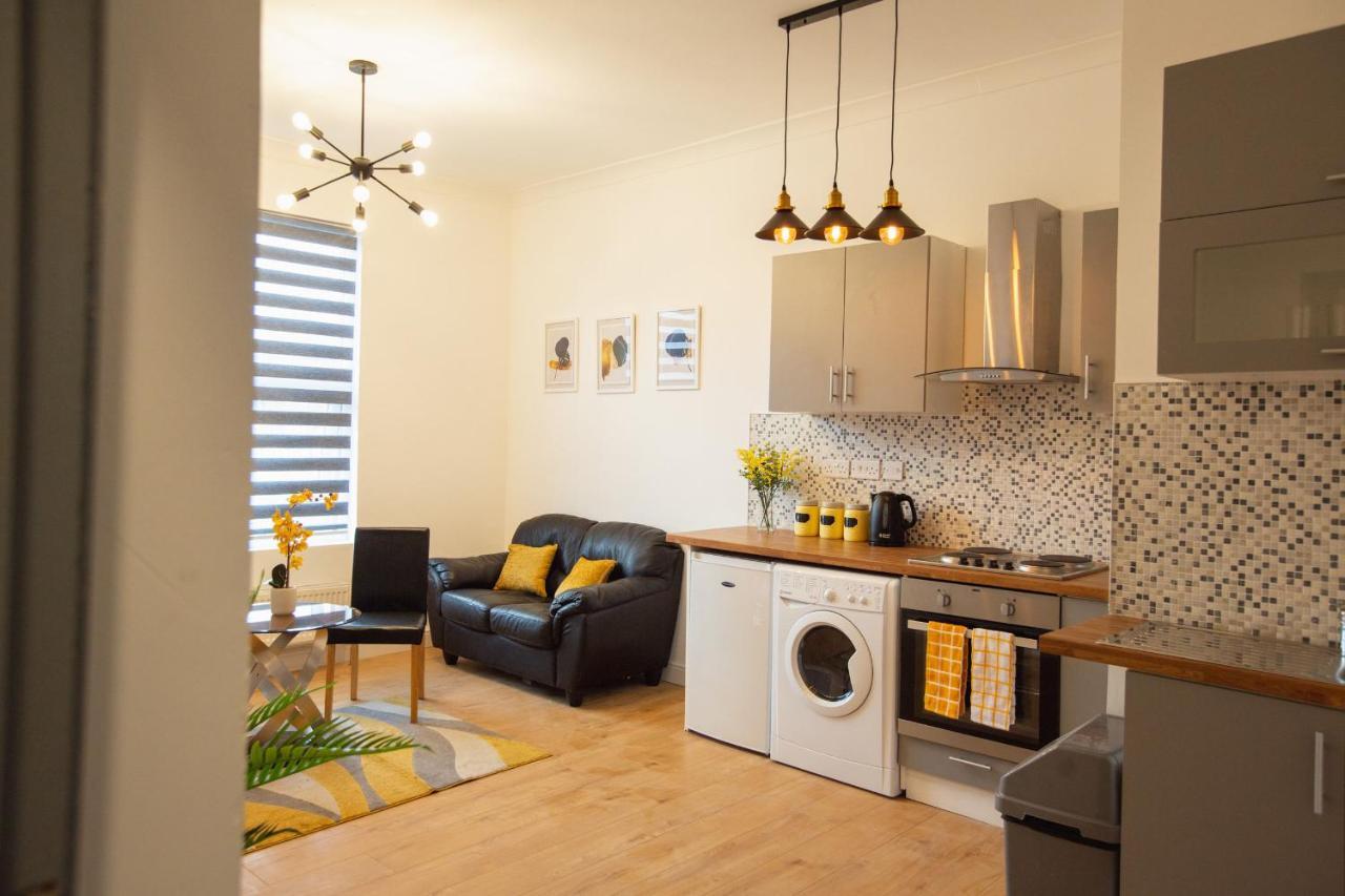 Cityhost - Leeds Apartments Beeston Hill エクステリア 写真